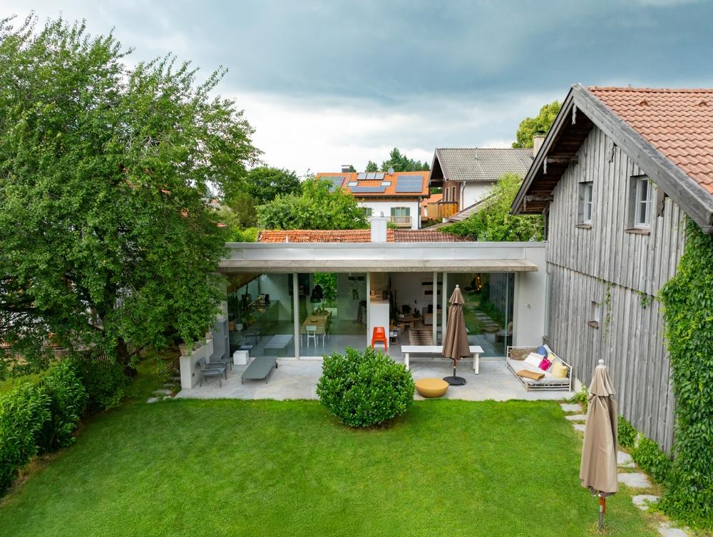 Garten- und Hausansicht