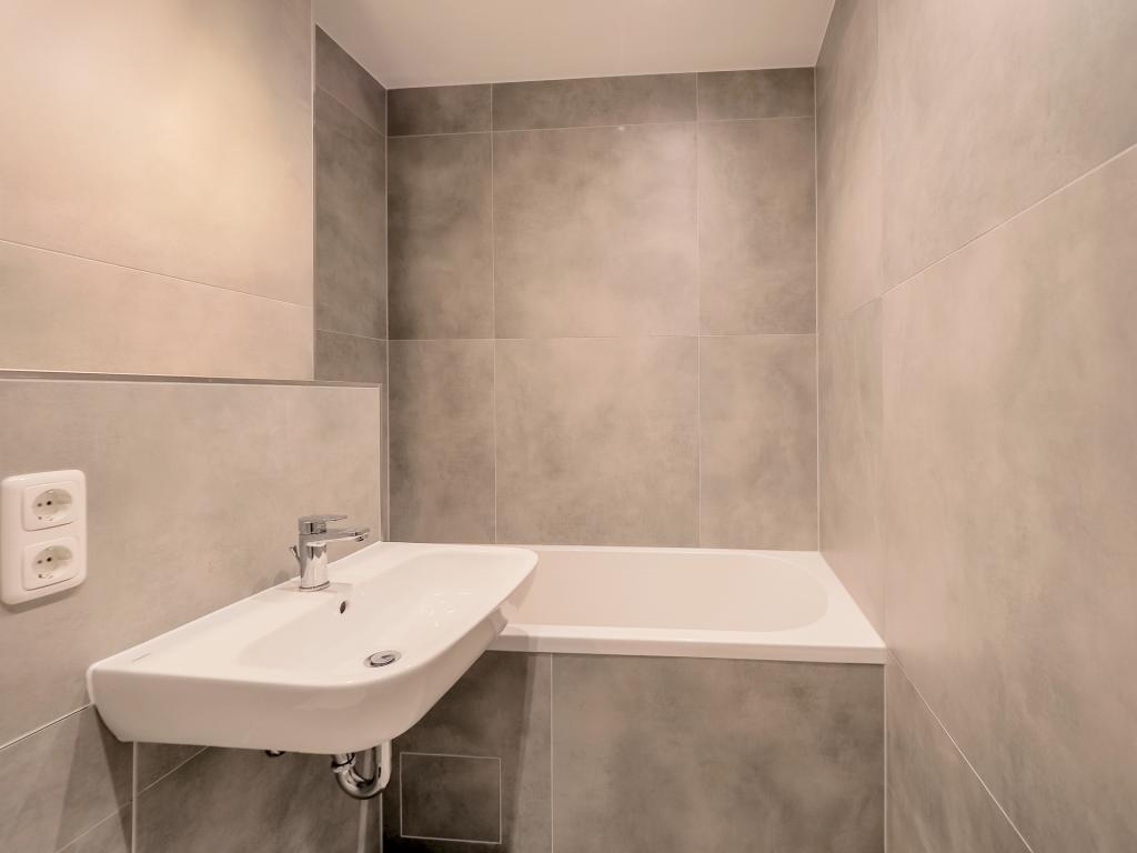 Schwabing - Hell. Modern. Urban. - Erstbezug nach Renovierung! - Photo 3