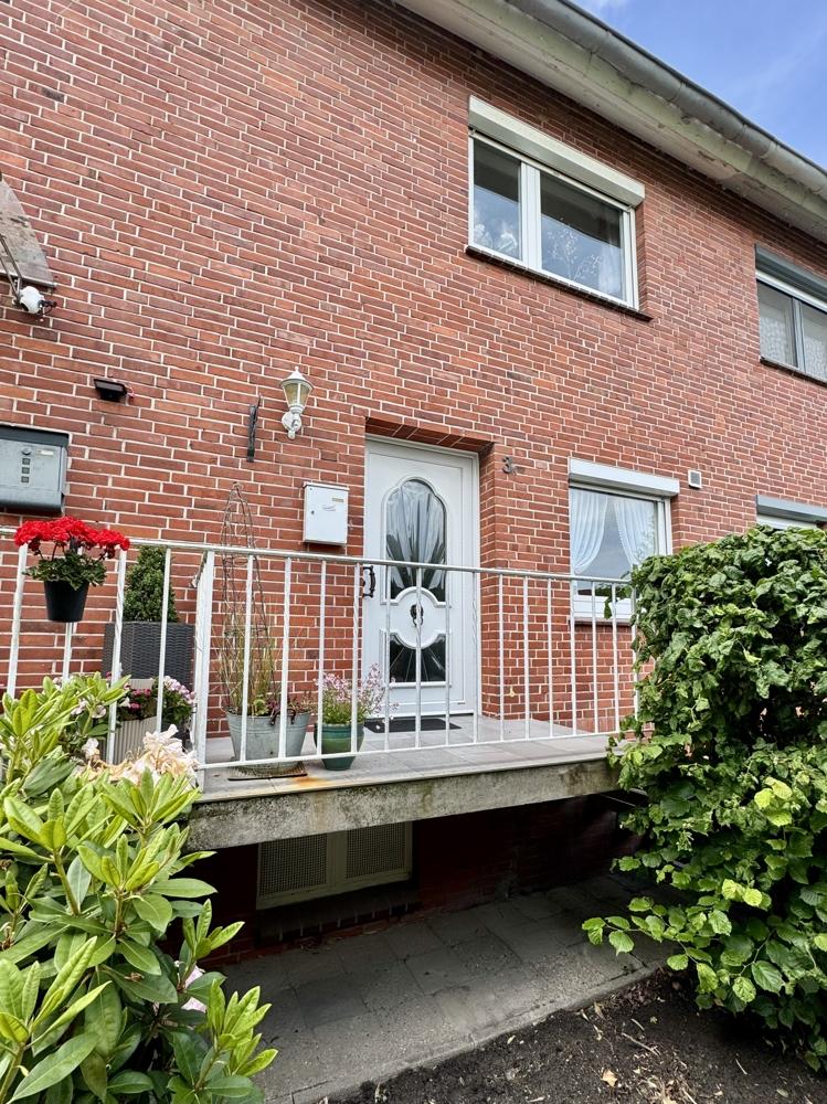 Blick vom Gehweg