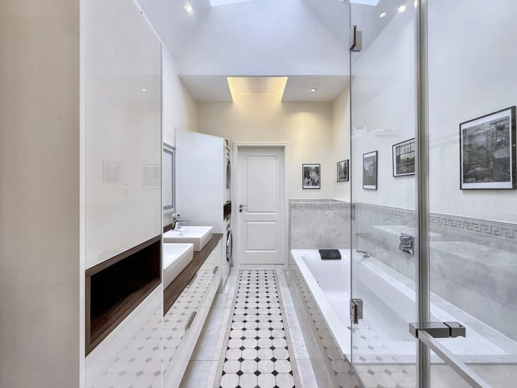 Master Badezimmer