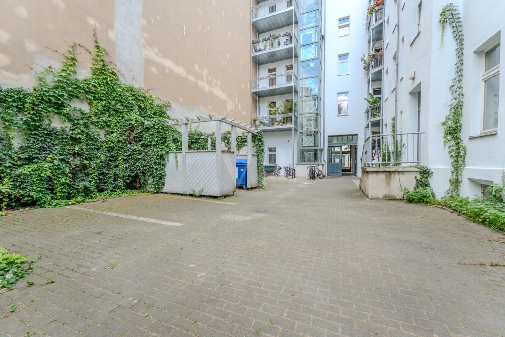 Hausansicht vom Innenhof