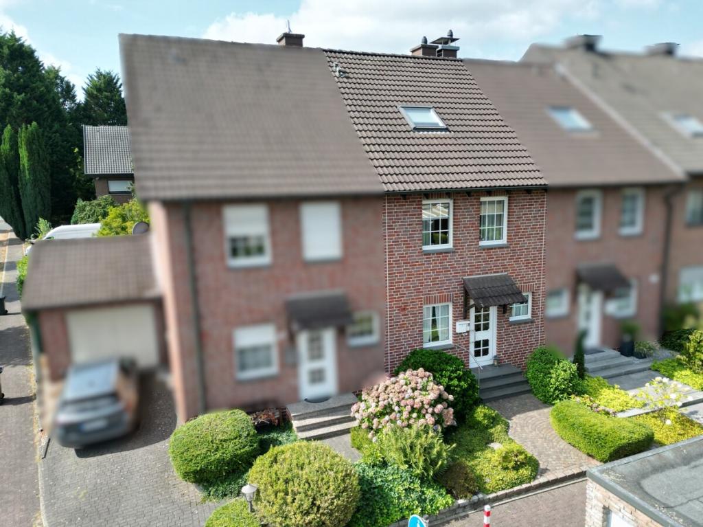 Straßenansicht