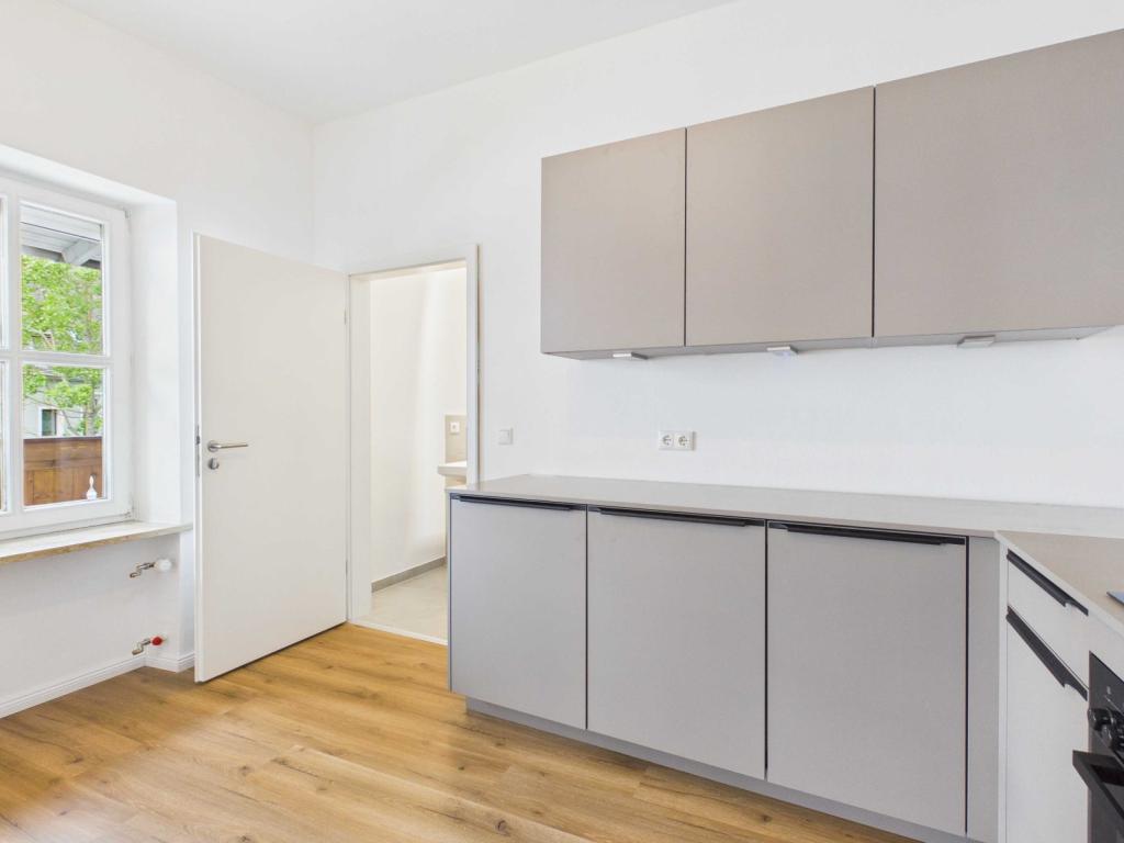 Erstbezug nach Kernsanierung: Design-Wohnen im Herzen der Straubinger Altstadt - Photo 3