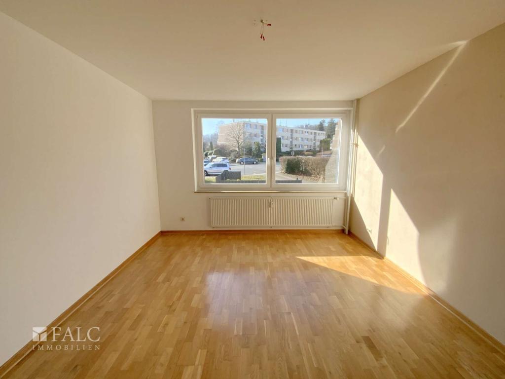 Helle, geräumige 2-Zimmer-Wohnung mit großem Balkon - Foto 2