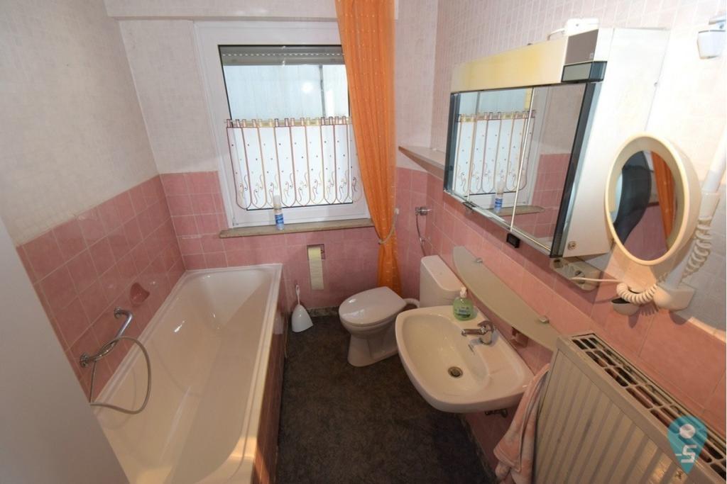 Innenansicht Foto15, Bad-WC|EG