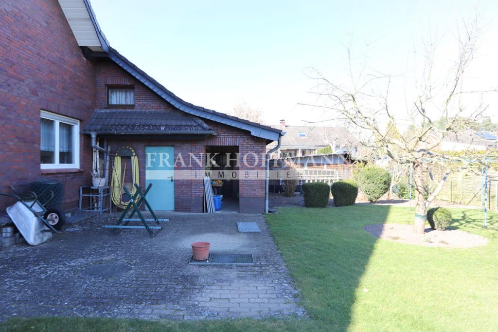 Rückansicht Garage