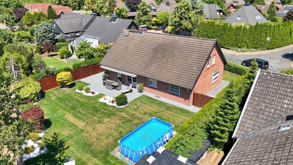 Drohne hinten rechts
