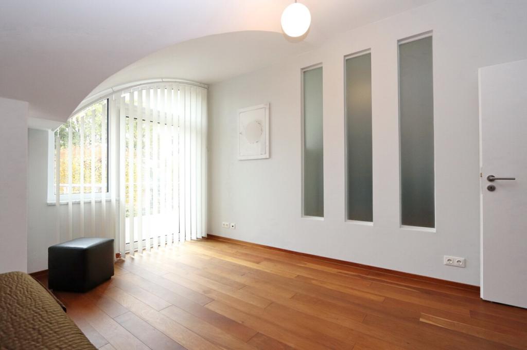 Kinder-/Schlafzimmer (3)