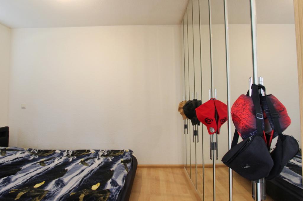 Schlafzimmer (2)