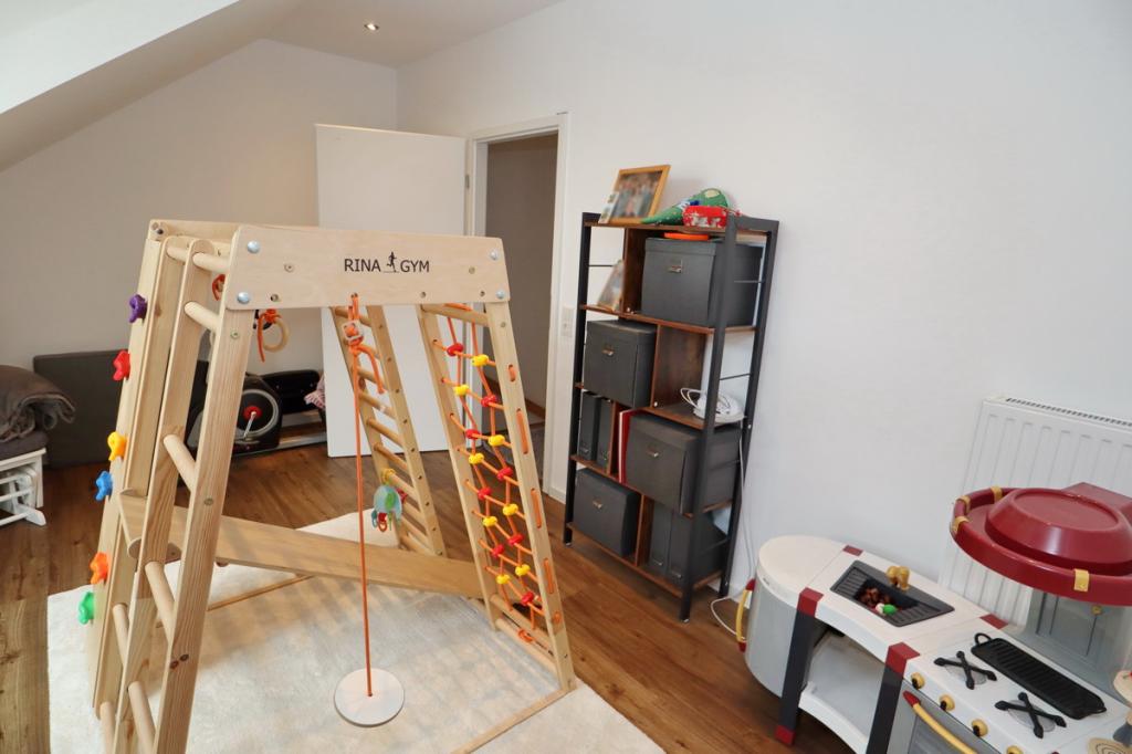 Kinderzimmer II DG (2)