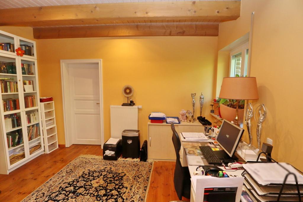 Büro oder Schlafzimmer (2)