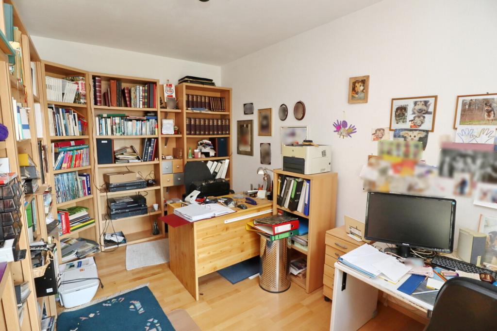 Büro (2)