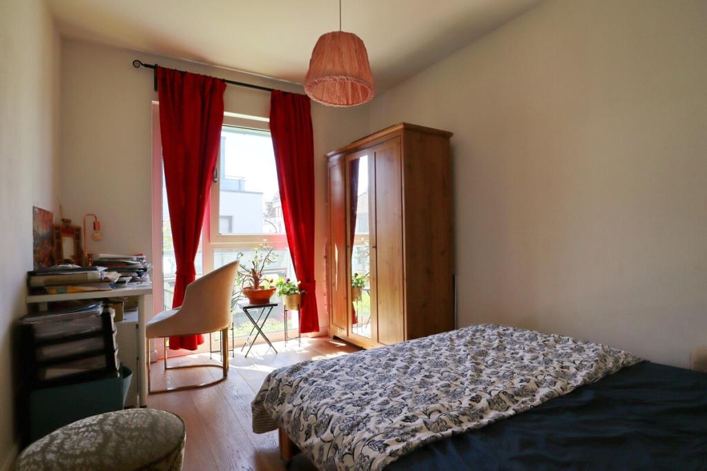 Schlüsselfertig & modern: Vollständig möblierte 4-Zimmer-Wohnung mit Balkon in Norderstedt - Photo 3