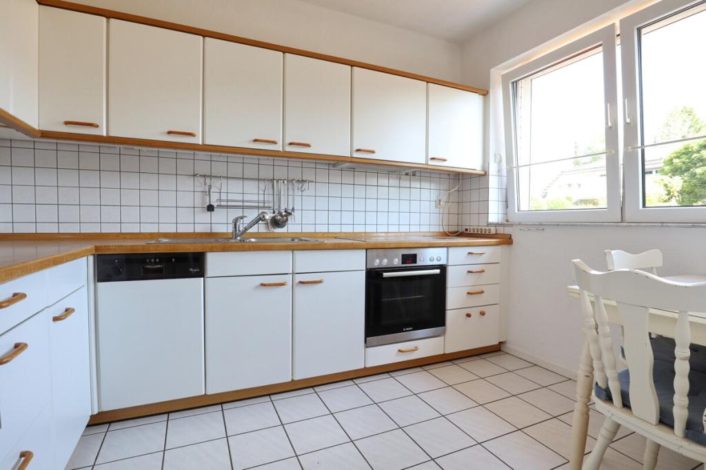 Zu mieten: Doppelhaushälfte mit Carport und Teilkeller in Henstedt-Ulzburg, Ortsteil Rhen - Photo 3
