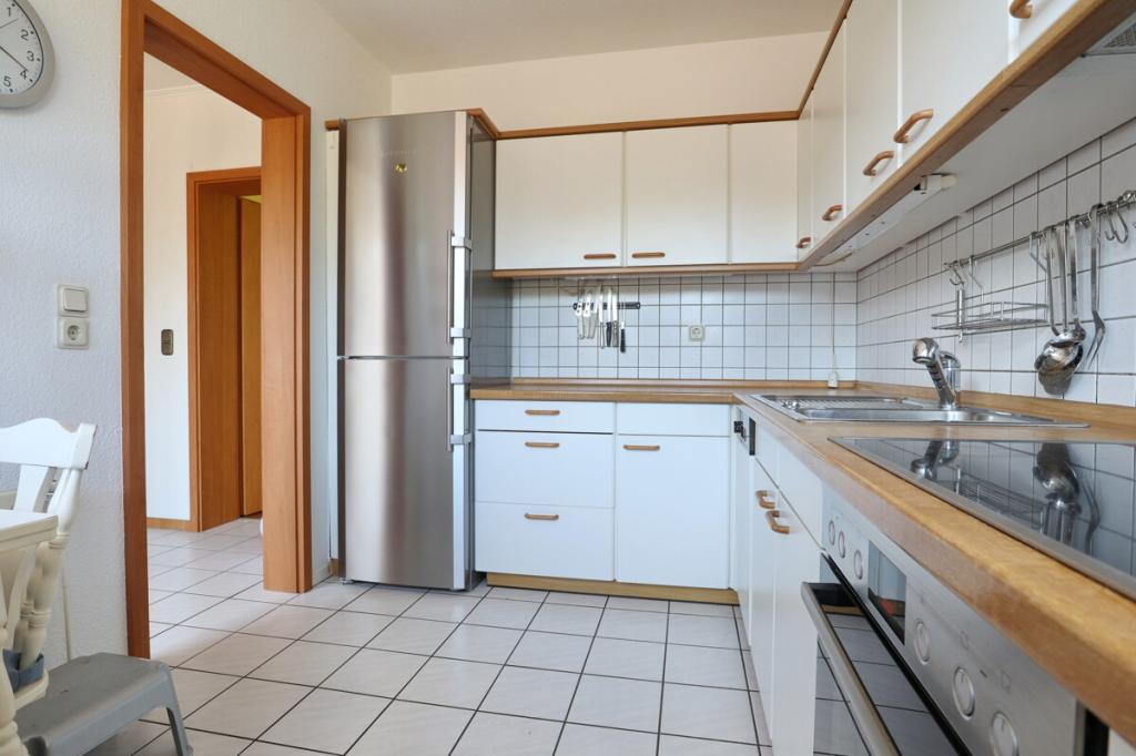 Zu mieten: Doppelhaushälfte mit Carport und Teilkeller in Henstedt-Ulzburg, Ortsteil Rhen - Photo 4