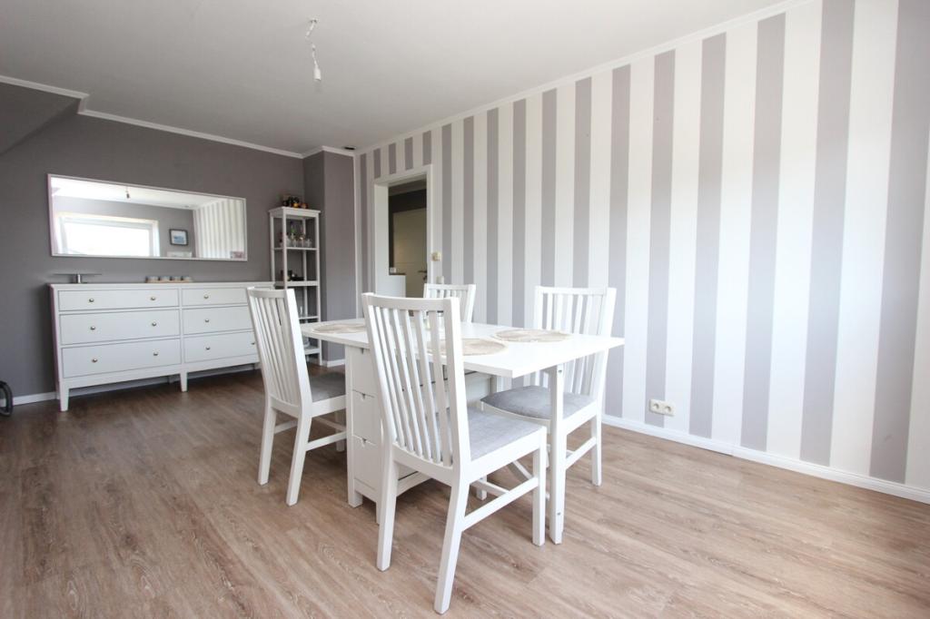 Großzügige 4-Zimmer-Wohnung mit ausgebautem Dachstudio & sonniger Dachterrasse in Kaltenkirchen - Photo 5
