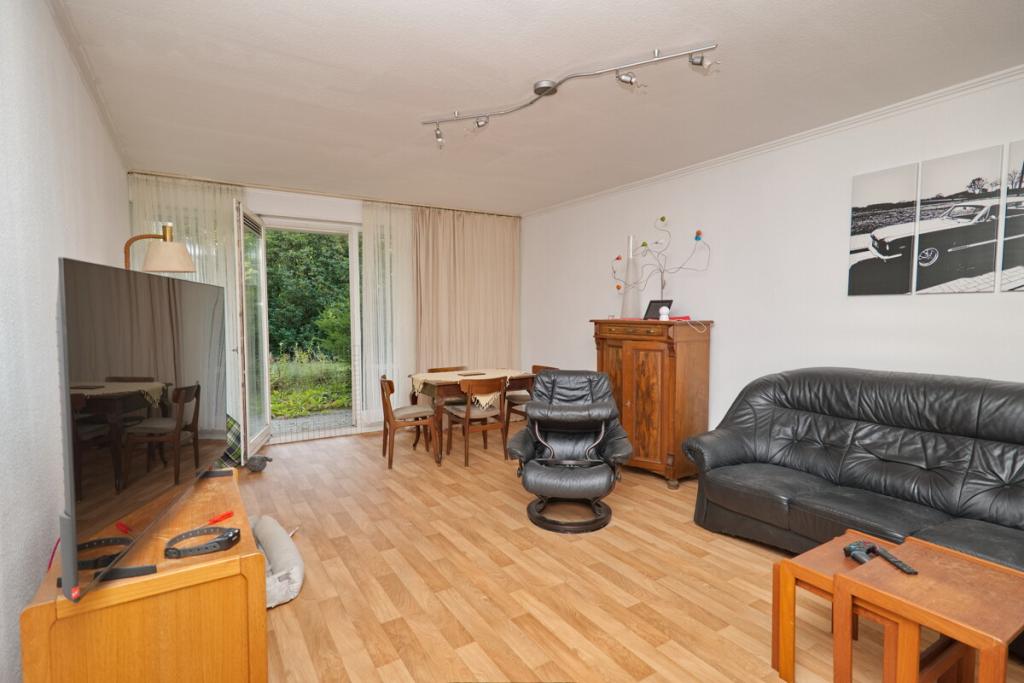 Geräumige 4-Zimmer-Wohnung mit Terrasse in Hamburg-Poppenbüttel - Foto 1