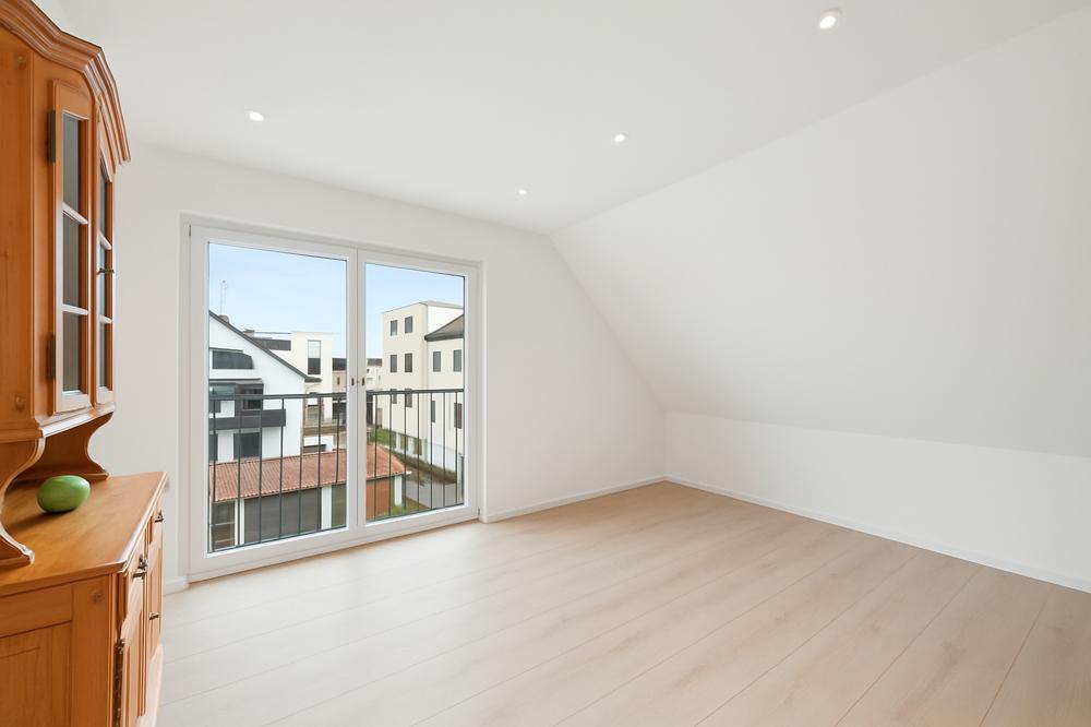 Wohnzimmer - Haus 2 - DG - entrümpelt