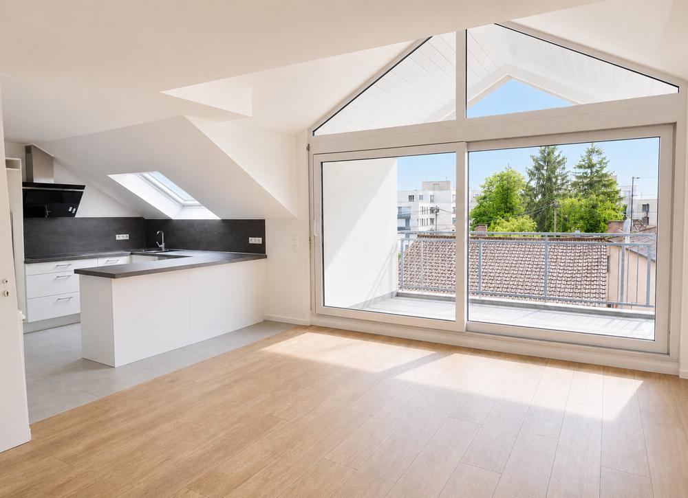 Neuwertige 3-Zimmer Penthouse Wohnung in Frankfurt Nied - Foto 1