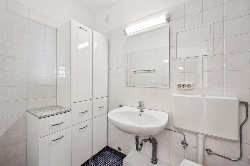 Badezimmer Ansicht 2