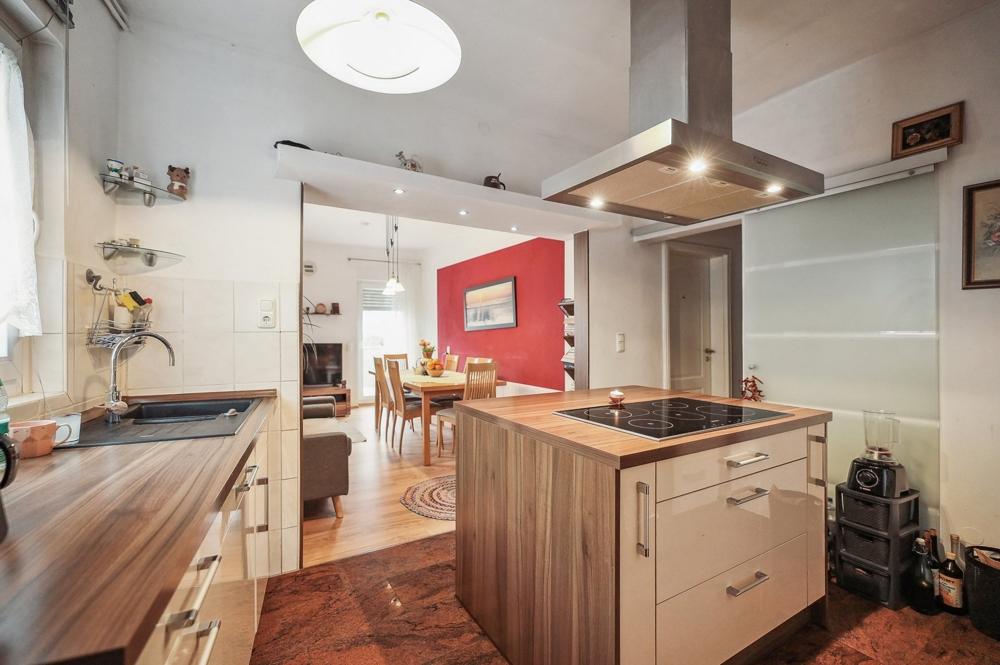 ++ Wohnen mit Wohlfühlfaktor: Große 3,5-Zimmer-Maisonette mit Balkon und Gemeinschaftsgarten ++ - Photo 5