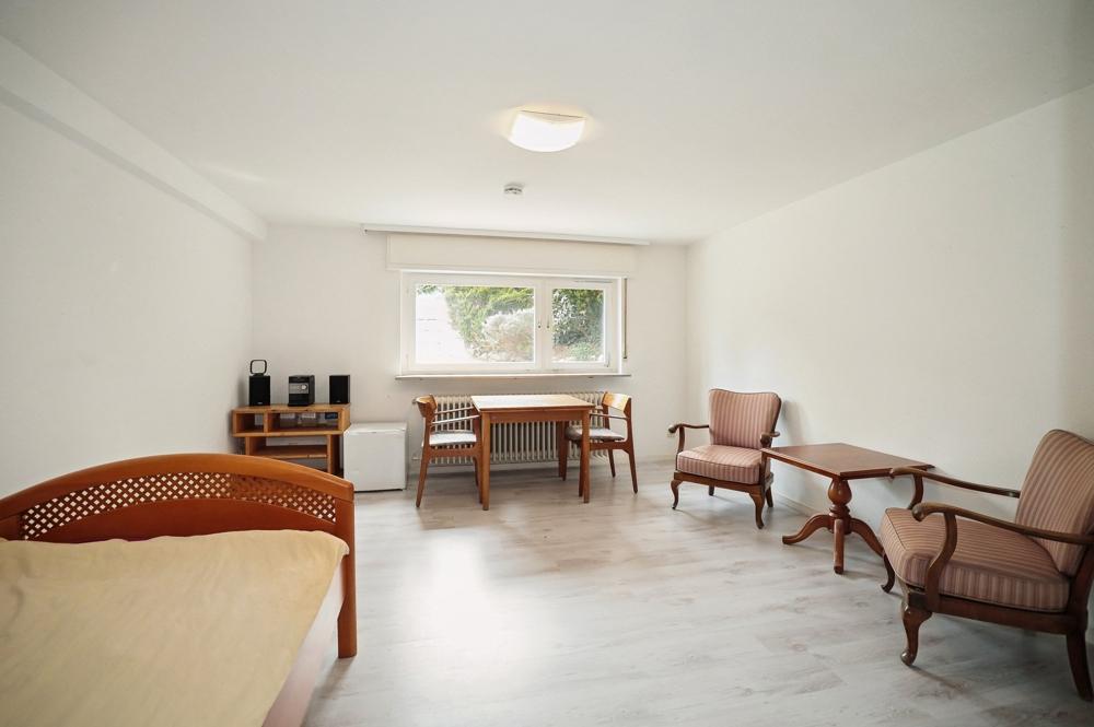 ++ 1-Zimmer-Wohnung in gepflegtem Ambiente mit schönem Ausblick ins Grüne ++ - Photo 1