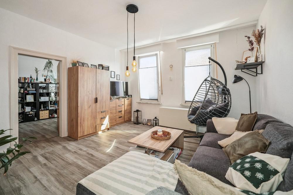 ++ Charaktervolle 3-Zimmer-Altbauwohnung mit hochwertiger Sanierung in Offenbach ++ - Photo 1