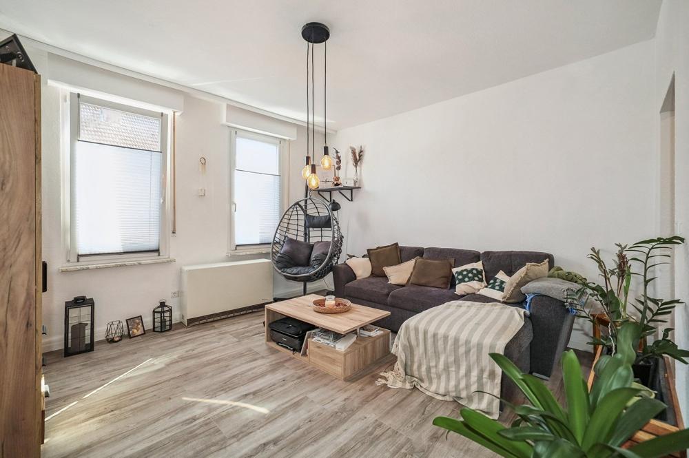 ++ Charaktervolle 3-Zimmer-Altbauwohnung mit hochwertiger Sanierung in Offenbach ++ - Photo 2