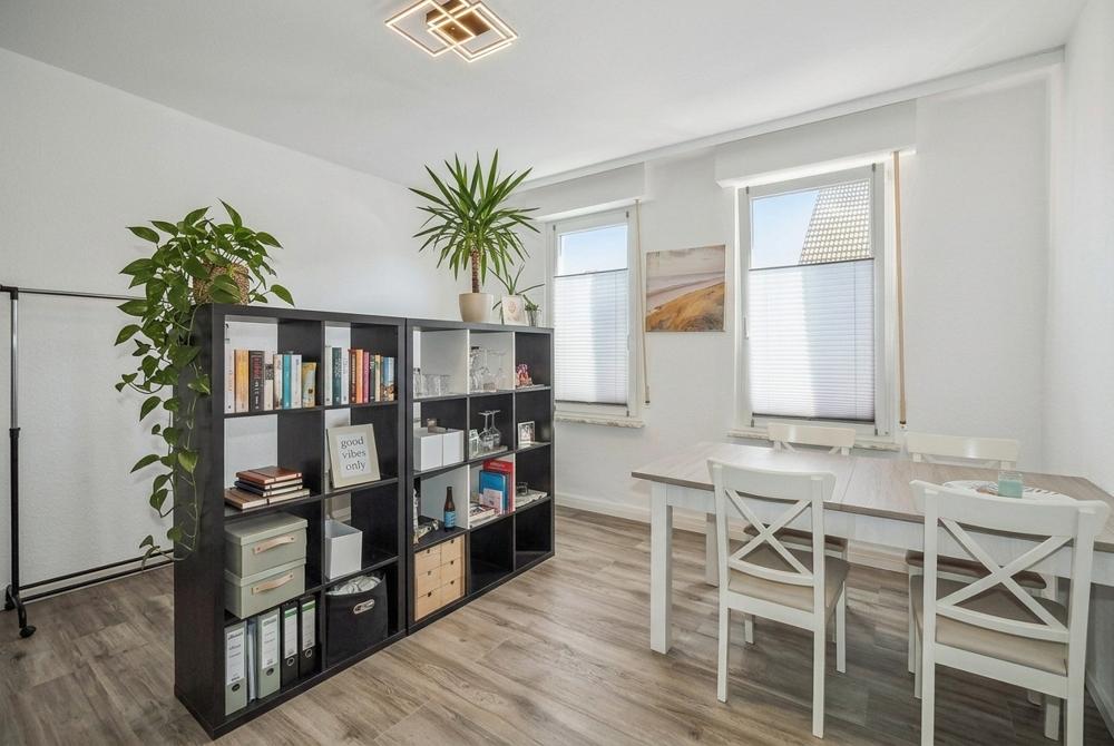 ++ Charaktervolle 3-Zimmer-Altbauwohnung mit hochwertiger Sanierung in Offenbach ++ - Photo 3