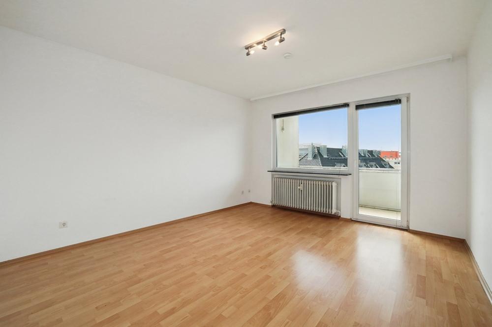 ++Lichtdurchflutete 2-Zimmer-Wohnung mit sonnigem Balkon, Einbauküche & PKW-Stellplatz++ - Photo 1