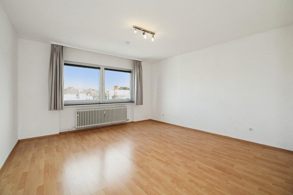 ++Lichtdurchflutete 2-Zimmer-Wohnung mit sonnigem Balkon, Einbauküche & PKW-Stellplatz++ - Photo 2