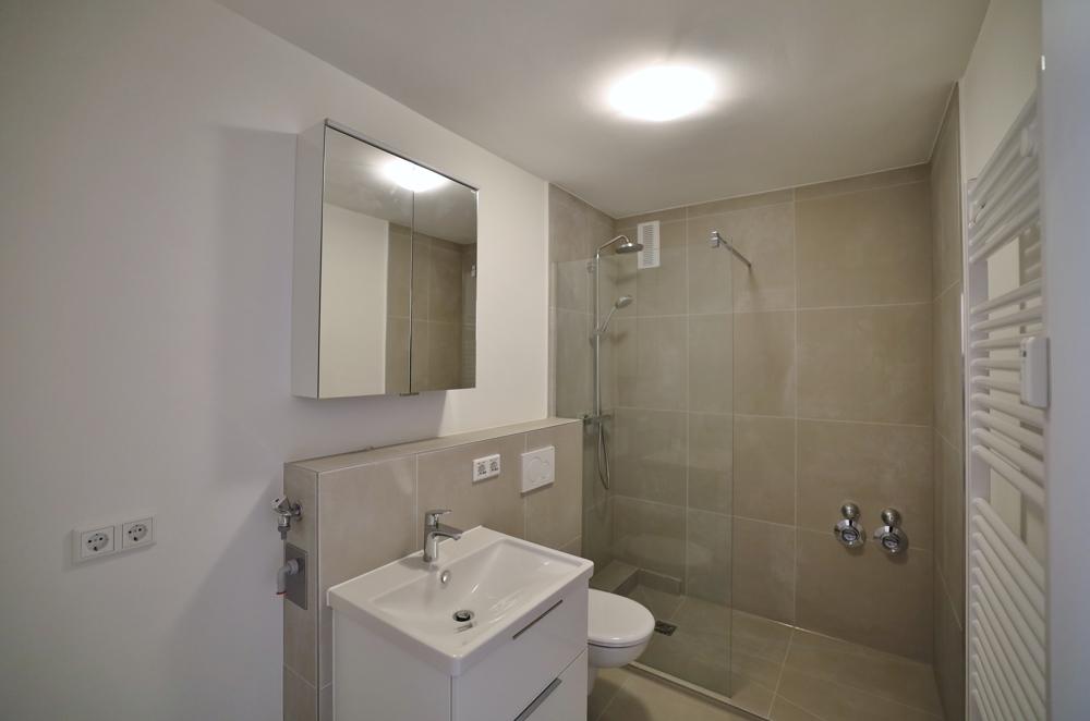 Willkommen im Nordend! 2-Zimmer-Wohnung mit gemeinschaftlicher Dachterrasse - Photo 5