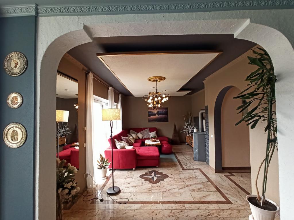 Haus mit Garten in ruhiger Lage zu vermieten - Foto 1