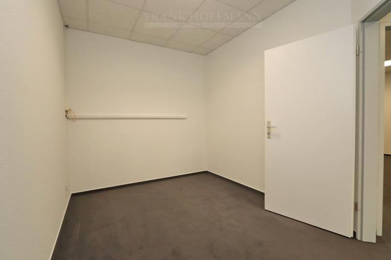 Büro (3)