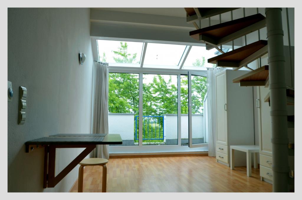 STUDENTEN-WOHNMAISONETTE - Balkon, Stellplatz, Bus gegenüber, Einkaufen um die Ecke ... - Photo 1