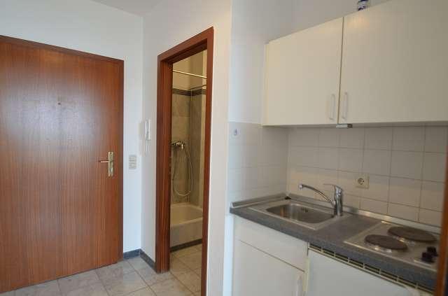 Studenten/Berufstätige - 1-Zimmer-Apt. möbliert mit Stellplatz - Bus gegenüber / Einkaufen ums Eck - Foto 3