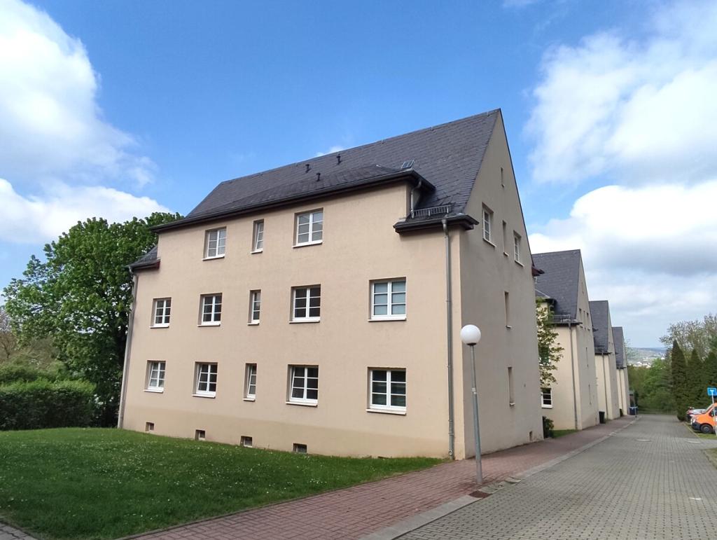 2-Zi.-Dachgeschoss-Wohnung mit Einbauküche! - Foto 4