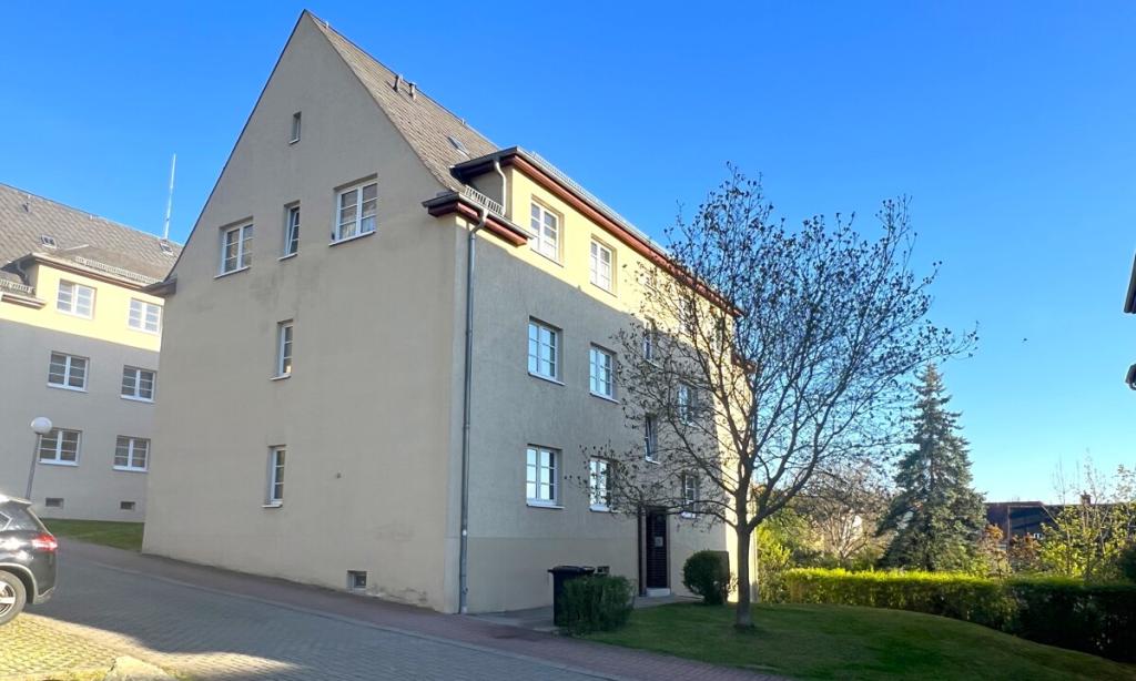2-Zi.-Dachgeschoss-Wohnung mit Einbauküche! - Foto 3