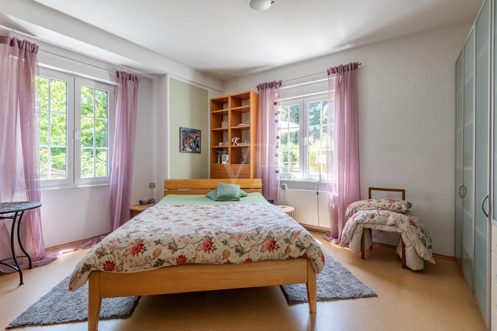 Zimmer 2  OG