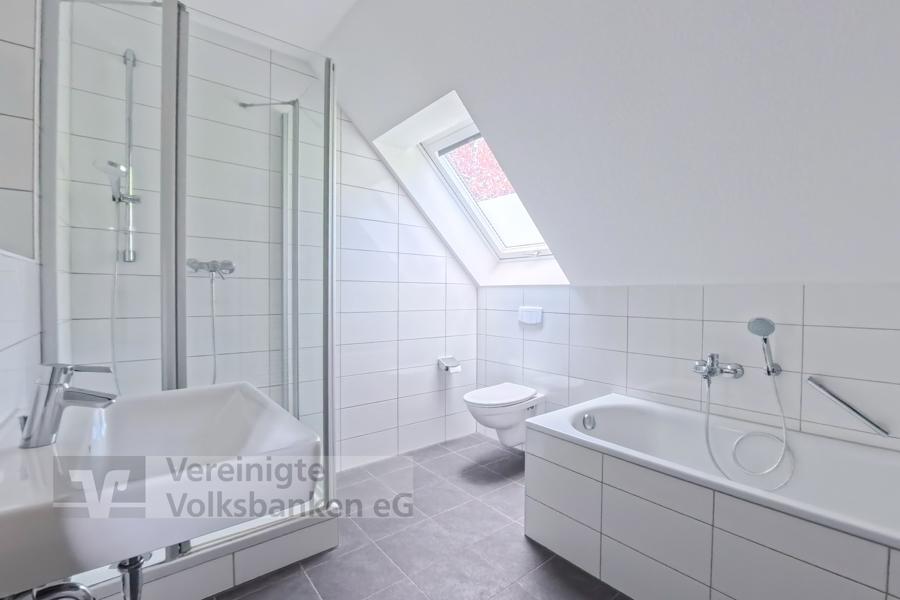 Maisonette-Dachgeschoss-Wohnung mit großer Dachterrasse! - Photo 3