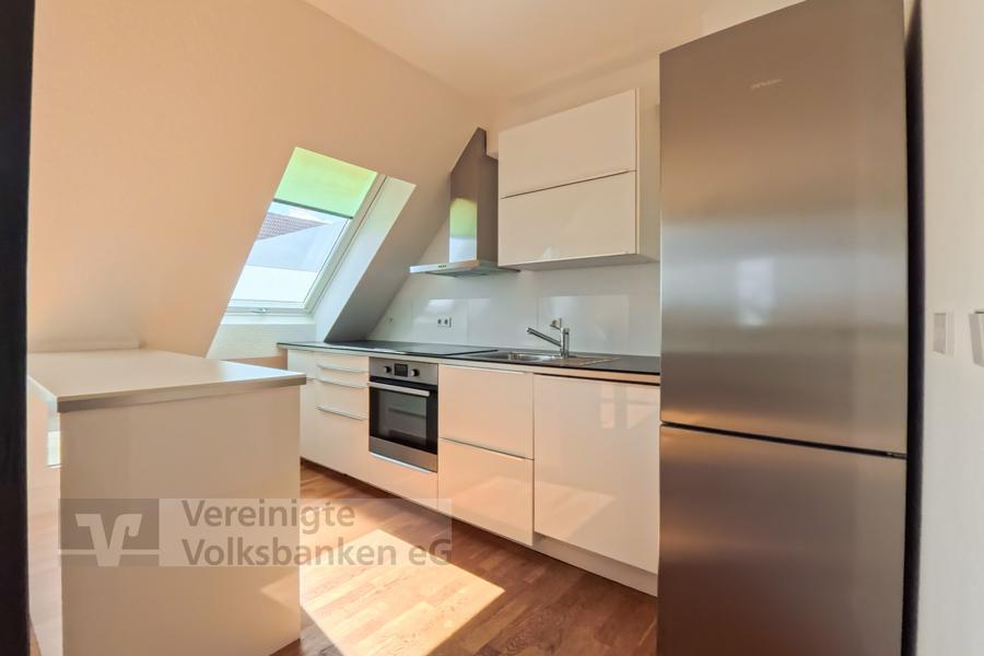 Maisonette-Dachgeschoss-Wohnung mit großer Dachterrasse! - Photo 2