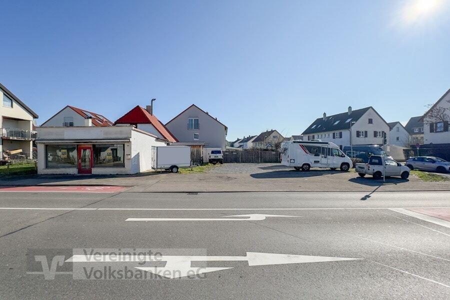 Grundstück