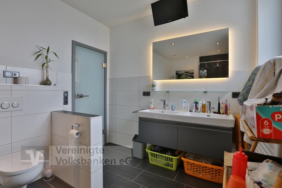 Badezimmer-OG-Haupthaus