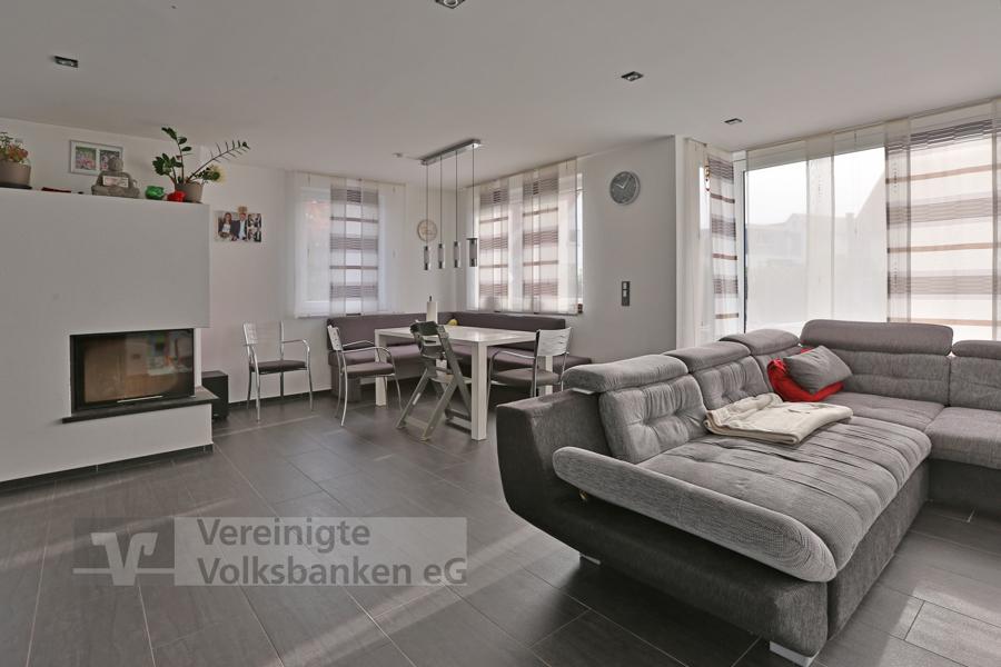 Wohnung-Haupthaus-EG