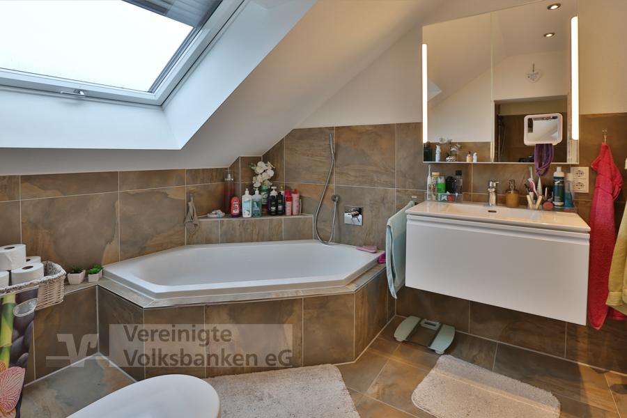 Badezimmer-OG-links