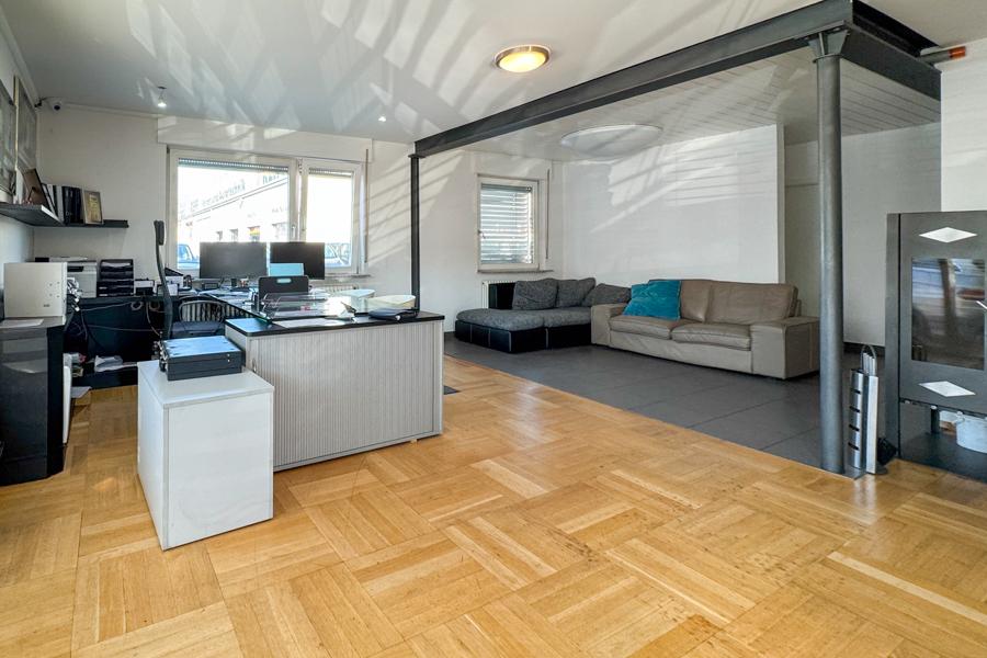 Büro-1-Haus