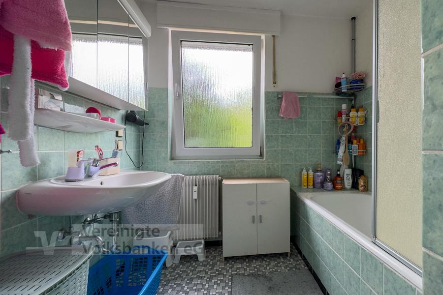 25935-OG-Badezimmer