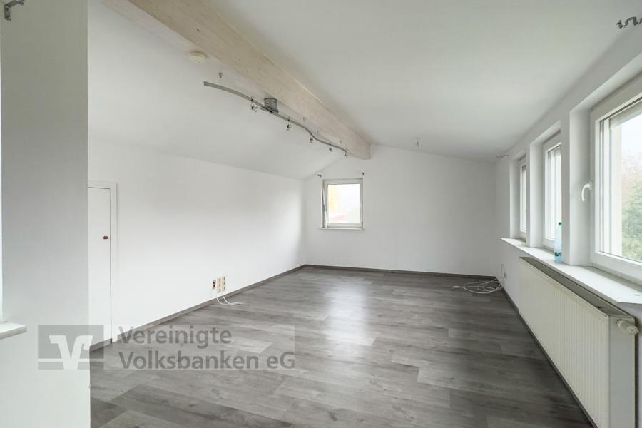 Renovierte 5 - Zimmer Wohnung in ruhiger Lage zu vermieten. - Photo 4