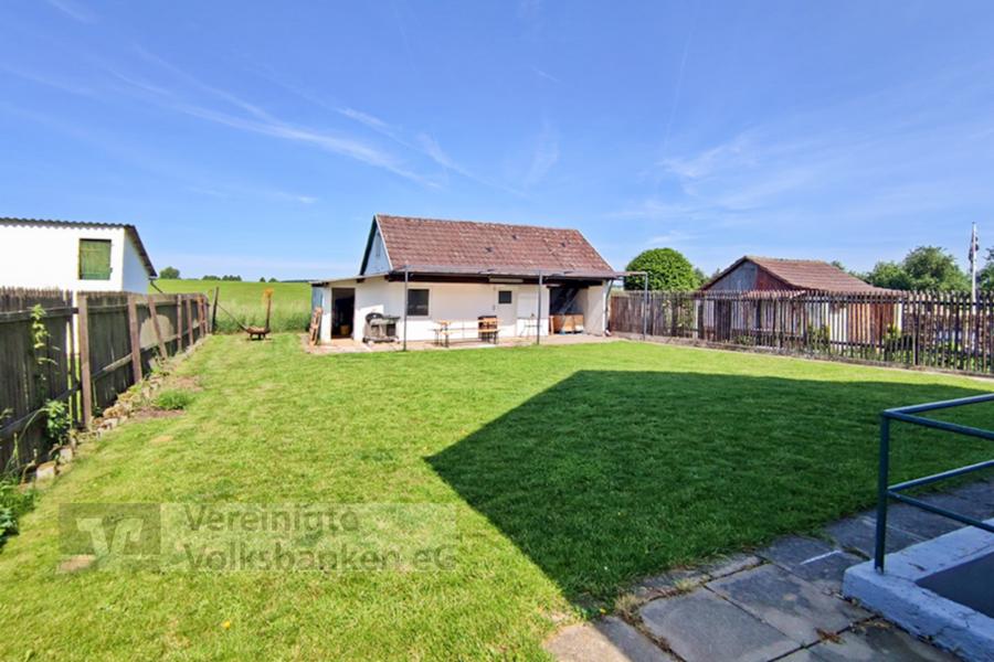 Einfamilienhaus in sonniger und grüner Lage mit großem Garten in Altdorf zu vermieten! - Photo 3