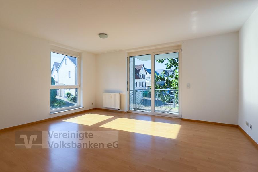 Schöne 2,5 ZI-Wohnung Nahe Bosch mit Stellplatz und Balkon - Photo 1
